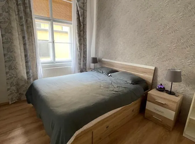 Wenceslas Square Two-floor Апартаменты